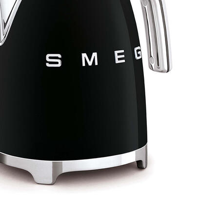 hervidor-de-agua-smeg-klf03bleu-negro