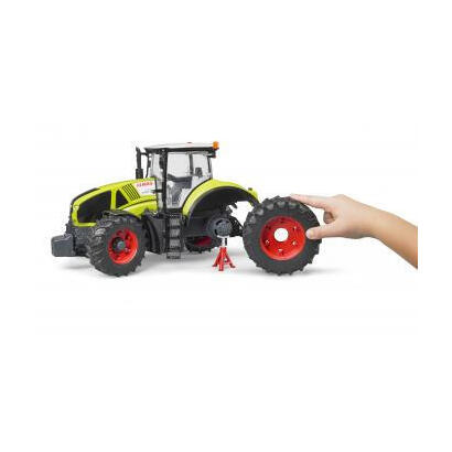 bruder-3013-claas-axion-950-tractor-con-horquilla-escala-116