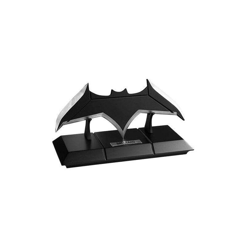 replica-batarang-batman-dc-comics