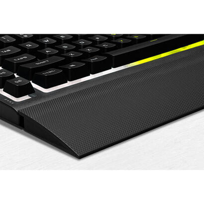 teclado-corsair-usb-k55-rgb-pro-gaming-reposamuneca-extraible