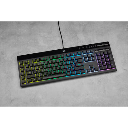 teclado-corsair-usb-k55-rgb-pro-gaming-reposamuneca-extraible