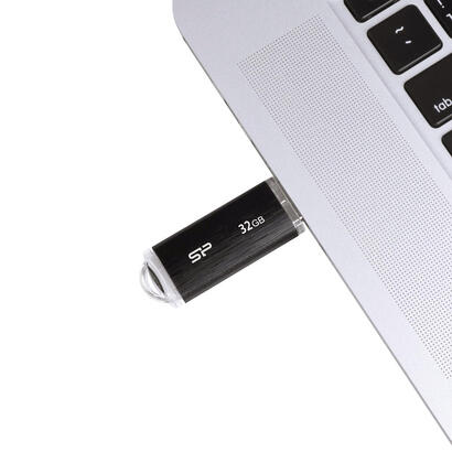 pendrive-silicon-power-32gb-usb-20-u02-negro-sp032gbuf2u02v1k