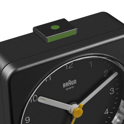 braun-bc-03-b-reloj-despertador-de-cuarzo-analogico-negro