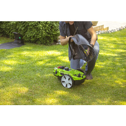 greenworks-optimow-4-bluetooth-mowing-robot-450-m2-2513207