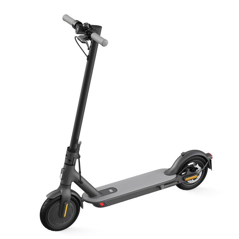 patinete-electrico-xiaomi-mi-electric-scooter-essential-motor-500w-ruedas-85-20km-h-hasta-100kg-negro-incluye-candado