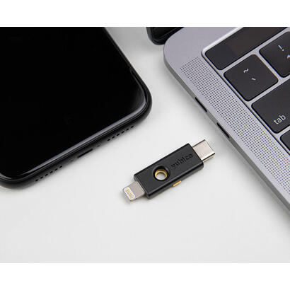 yubico-clave-de-seguridad-5060408461969-yubikey-5ci-negro