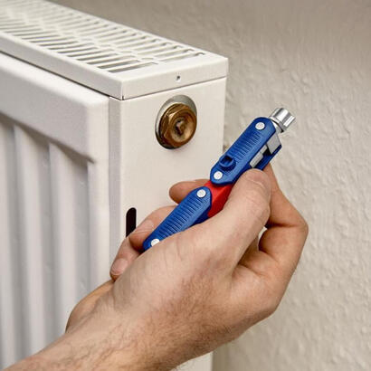 knipex-doublejoint-llave-para-armarios-de-control-llave-de-tubo-azulrojo-longitud-total-del-brazo-97-mm