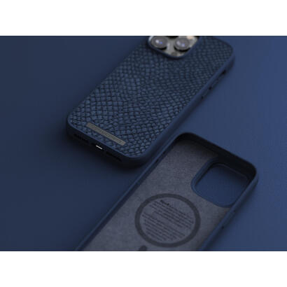 njord-byelements-salmon-leather-magsafe-case-iphone-14-pro-max-blue