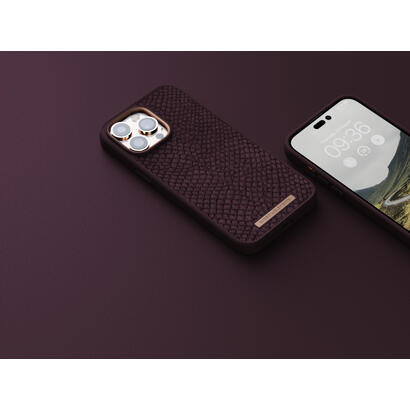 njord-byelements-salmon-leather-magsafe-case-iphone-14-pro-max-rust