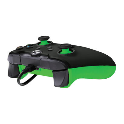 controller-wired-neon-black