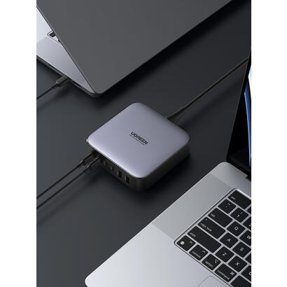 ugreen-2usb-a4usb-c-200w-desktop-fast-charger