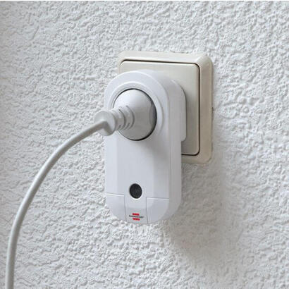 brennenstuhl-comfort-line-3-tomas-funkschalt-set-rc-ce1-3001-ip20-blanco