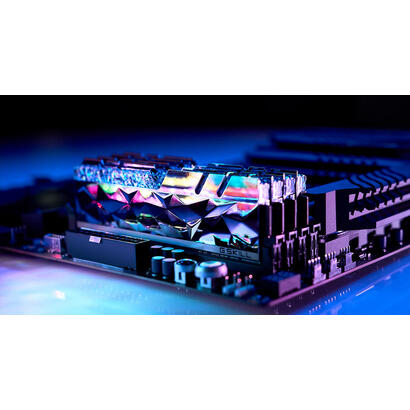 memoria-gskill-trident-z-royal-elite-64gb-2-x-32-gb-ddr4-4266-mhz-cl19-f4-4266c19d-64gtes