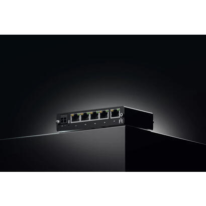 teltonika-tsw114000000-switch-no-administrado-gigabit-ethernet-101001000-negro