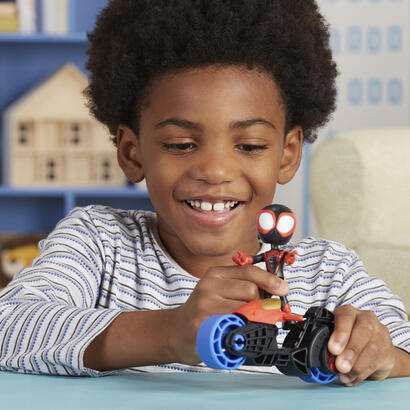 figura-con-motocicleta-hasbro-marvel-spidey-and-his-amazing-friends-miles-morales