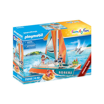 playmobil-71043-family-fun-catamaran