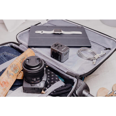verbatim-uta-03-adaptador-con-1-puerto-usb-c-2-puerto-usb-a-2-puerto-usb-c