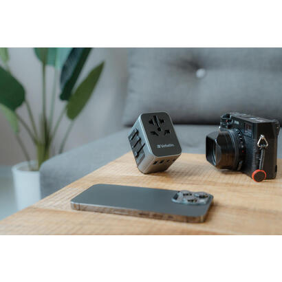 verbatim-uta-03-adaptador-con-1-puerto-usb-c-2-puerto-usb-a-2-puerto-usb-c
