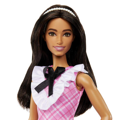 muneca-mattel-barbie-fashionistas-con-cabello-negro-y-vestido-a-cuadros-hjt06