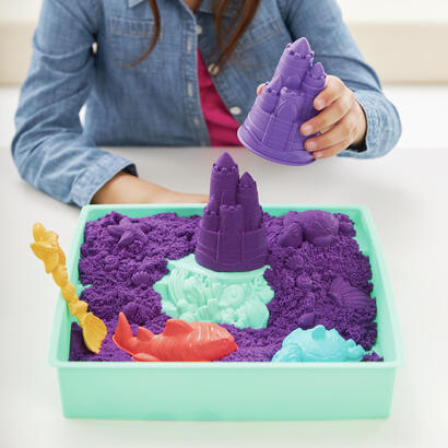 spin-master-kinetic-sand-sandbox-set-morado-arena-de-juego-454-gramos-de-arena-6067477