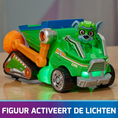 spin-master-paw-patrol-mighty-movie-vehiculo-de-rocky-con-figura-6067510