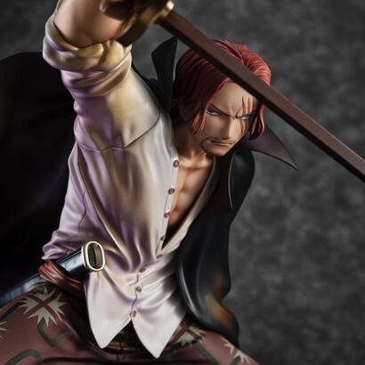 figura-shanks-red-haired-playback-memories-one-piece-215cm