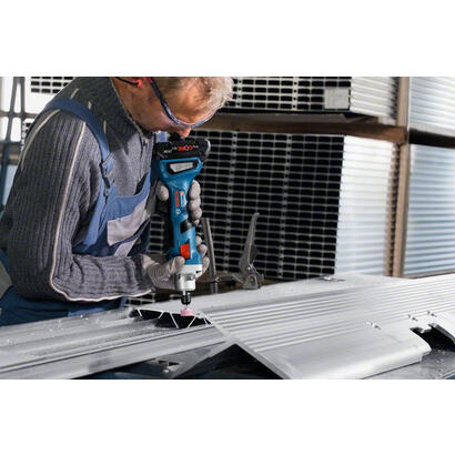 amoladora-recta-a-bateria-bosch-professional-ggs-18v-20-professional-solo-azulnegro-sin-bateria-ni-cargador-en-l-boxx