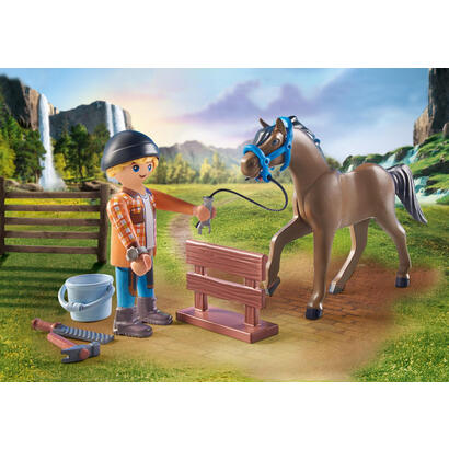playmobil-71357-caballos-de-la-cascada-herrador-ben-aquiles