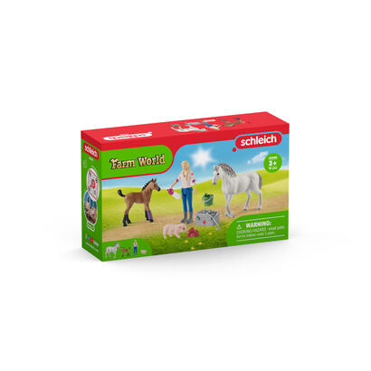 schleich-vet-visiting-mare-and-foal