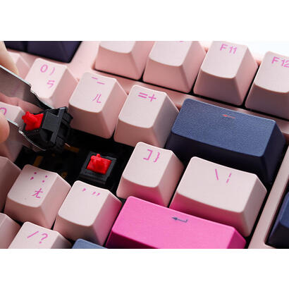 teclado-ingles-ducky-one-3-fuji-usb-qwerty-ee-uu-rosa-purpura