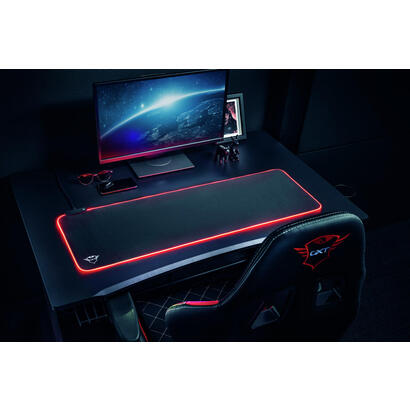 trust-gxt-764-glide-flex-xxl-rgb-gaming-mouse-pad-black