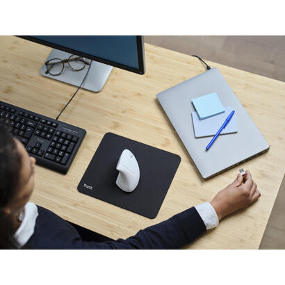 raton-ergonomico-inalambrico-trust-verto-hasta-1600-dpi-blanco