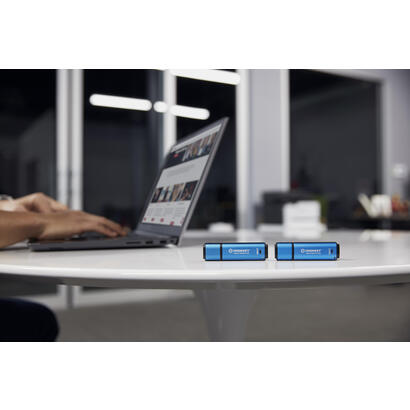 pendrive-kingston-256gb-ironkey-vault-privacy-50-usb-aes-256-encrypted-fips-197