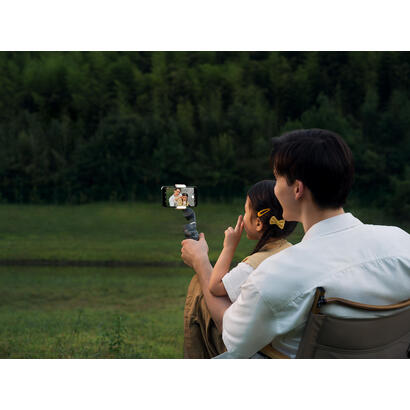 osmo-mobile-6-hand-camera-stabilizer-black