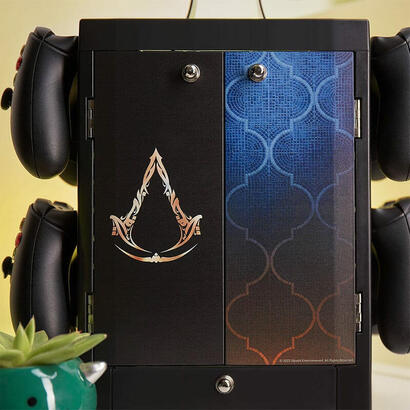 numskull-games-official-assassin-s-creed-mirage-gaming-locker-torre-de-juegos-y-soporte-de-carga