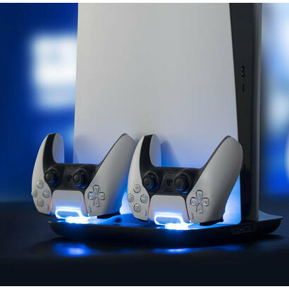 egogear-stand-vertical-con-base-de-carga-para-2-mandos-y-ventilacion-para-ps5