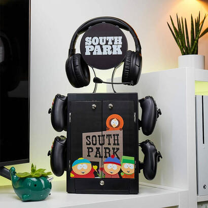 soporte-para-accesorios-de-taquilla-para-juegos-numskull-logotipo-de-south-park