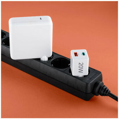 cargador-hama-00201991-de-dispositivo-movil-auriculares-bateria-portatil-smartphone-tableta-blanco-corriente-alterna-carga-rapid