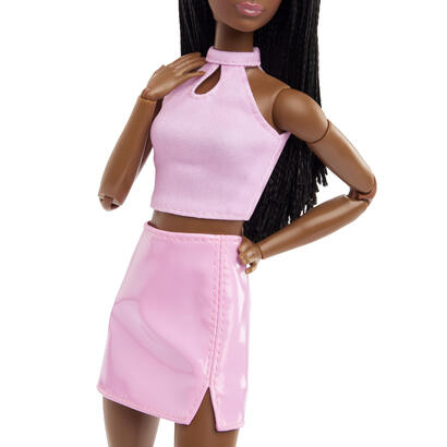 muneca-barbie-signature-de-mattel-luce-21-anos-con-cabello-negro-y-vestido-rosa-hrm13