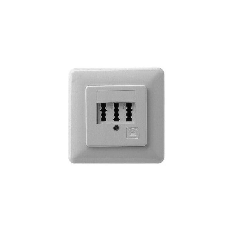 ze-kommunikationstechnik-1-67505519-toma-de-corriente