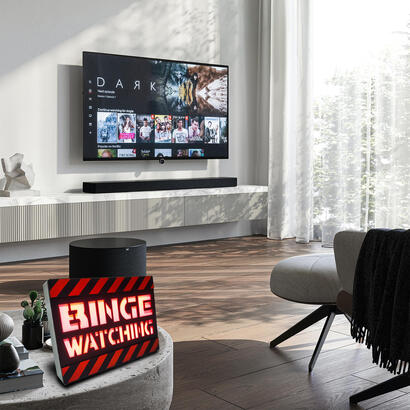 mad-monkey-2000025-luz-ambiental