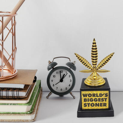 mad-monkey-2000018-figura-y-estatua-decorativas-oro