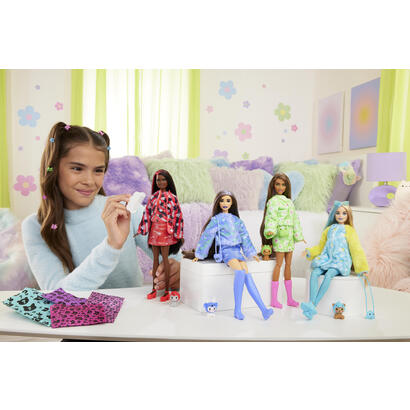 muneca-chelsea-cutie-reveal-serie-disfraces-osito-delfin-barbie