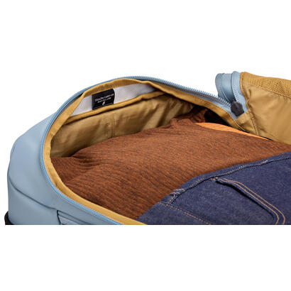 thule-chasm-tcco222-pond-gray-tranvia-estructura-blanda-gris-22-l-poliester
