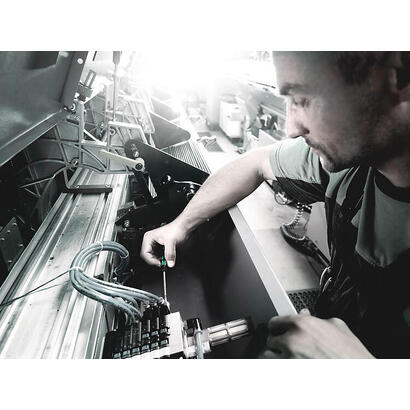 wera-20676-electronics-juego-de-destornilladores-bo-hexagonales-rejilla-negroverde-6-piezas-punta-negra-05118154001