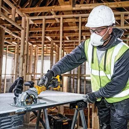 sierra-circular-dewalt-dcs571nt-xj-portatil-115-mm-18v-t-stak-negro-amarillo