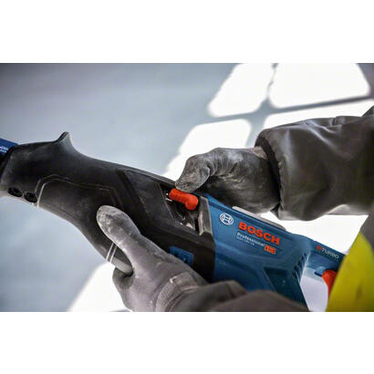sierra-de-sable-a-bateria-bosch-professional-biturbo-gsa-18v-28-professional-solo-azulnegro-sin-bateria-ni-cargador-06016c0000