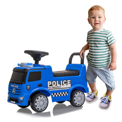 jamara-rutscher-mercedes-antos-polizei-azul-1