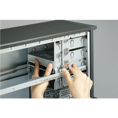 caja-pc-chieftec-ix-01b-85w-negro-incl-fuente-de-alimentacion-de-85-vatios