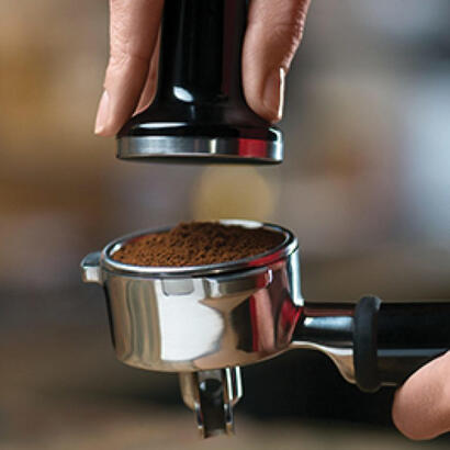 cafetera-expreso-sage-the-barista-pro-1650w-15-bares-negra